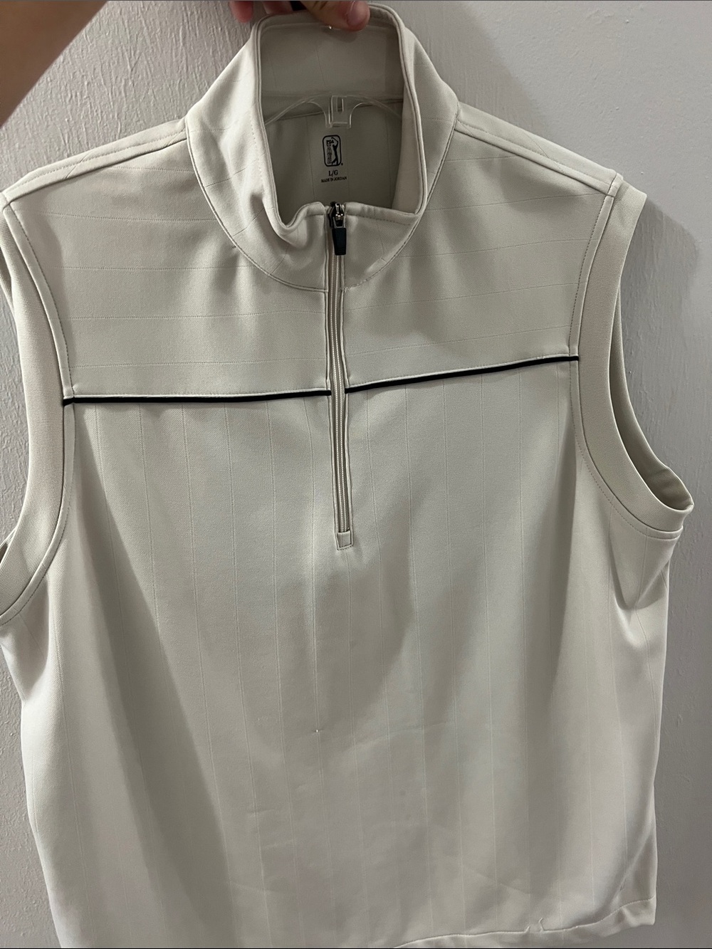 PGA Tour Cream Sleeveless Half-Zip Mock Neck Vest with Black Piping